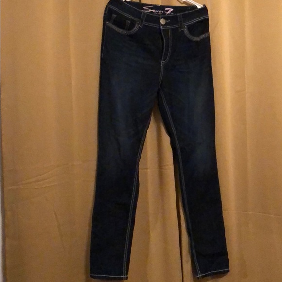 Jeans - never worn - Picture 2 of 3
